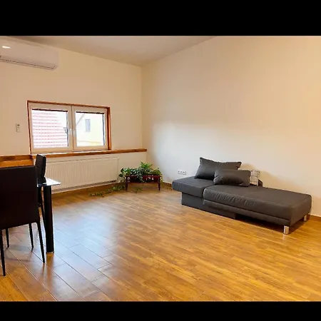 Slovacko 2 Apartment Ostrozska Nova Ves